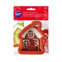 2 Cookie Cutters "Gingerbread House with Boy"